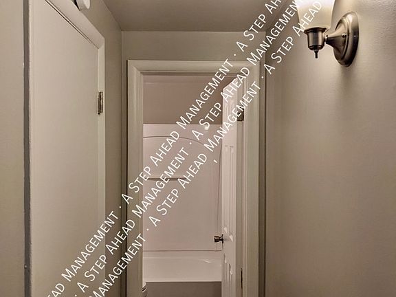 5th image of 563 E 107th St