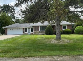 21654 S Nunneley Rd, Clinton Township, MI 48035