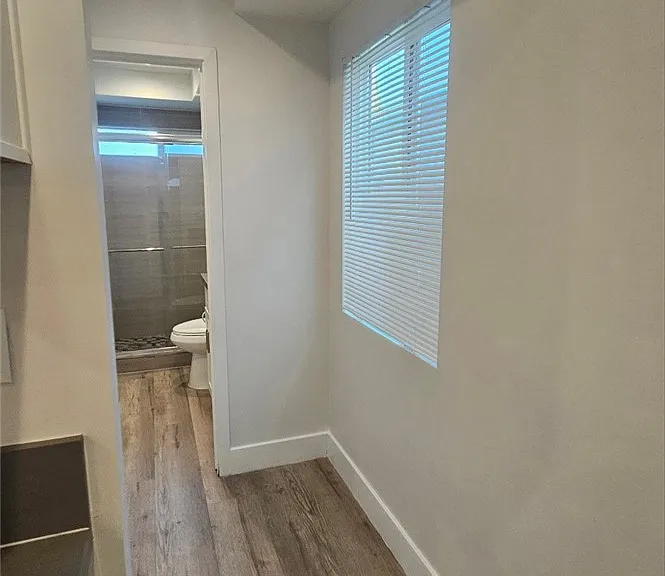 10962 Avalon Blvd — Photo 4