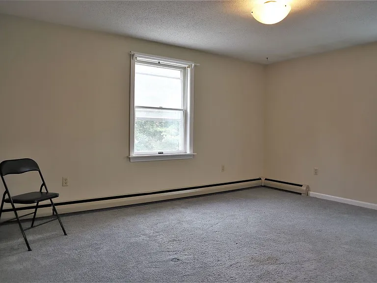62 Elm St #C — Photo 7