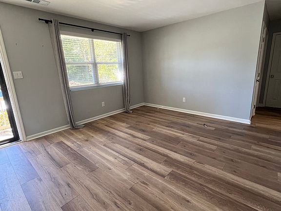 3rd image of 1902 Brookmill Rd #B