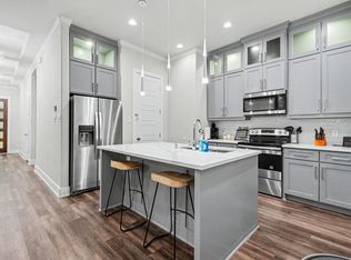 1435 Strickland St, Dallas, TX 75216