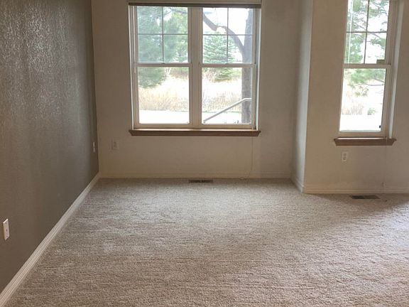 3rd image of 1077 Laramie Blvd #B