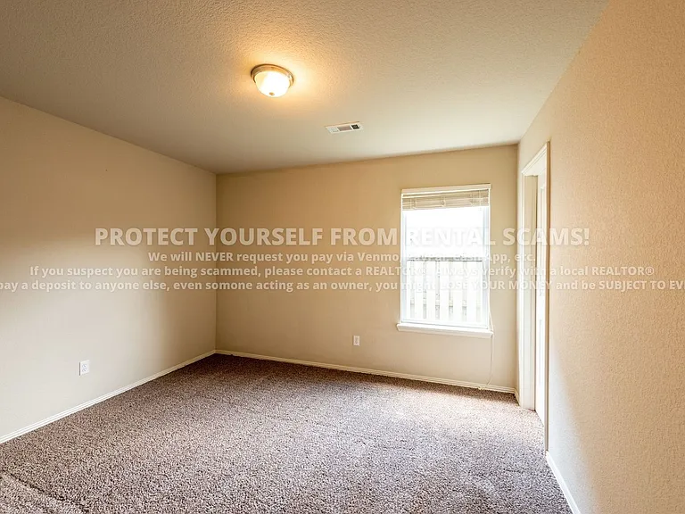 4312 W Pecan St — Photo 9