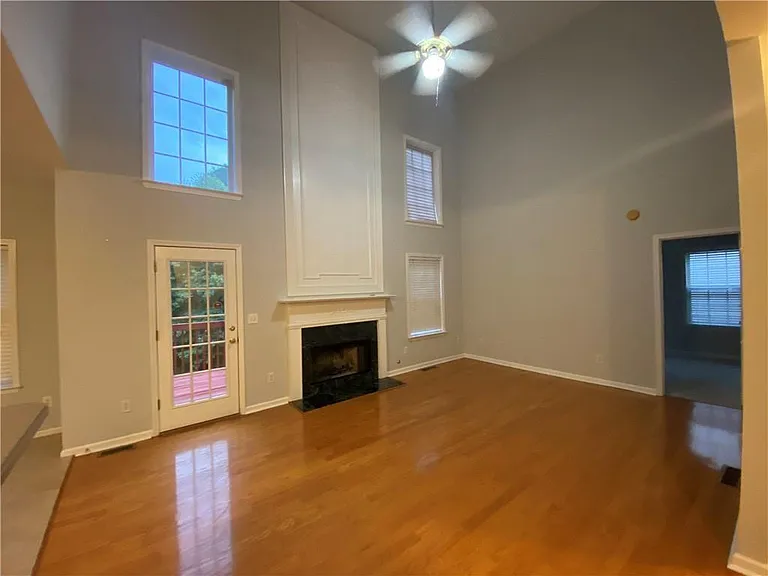 12945 Morningpark Cir — Photo 2