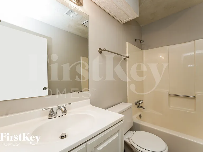 5534 Petite Ct — Photo 13