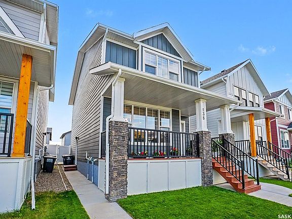 2nd image of 138 Rosewood BOULEVARD E