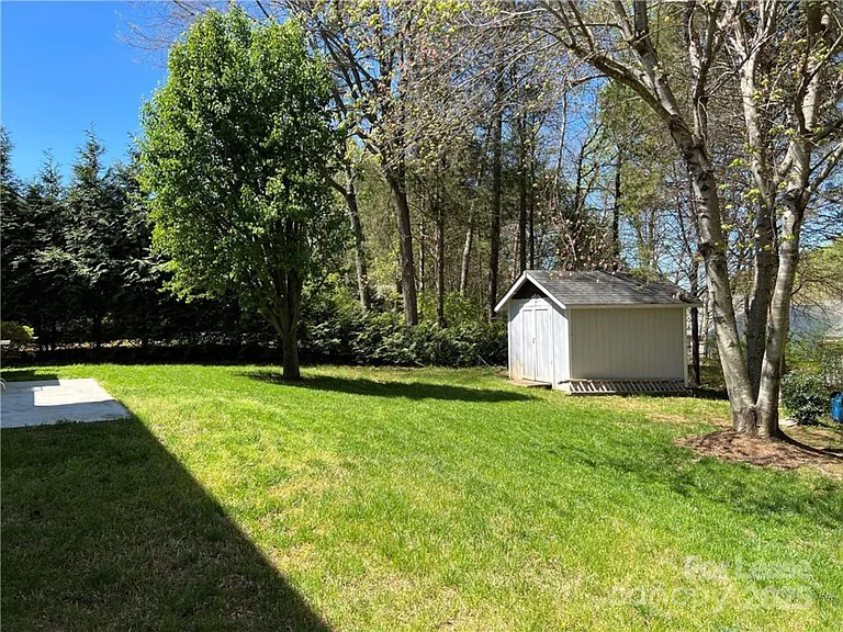 7010 Duchamp Dr — Photo 5