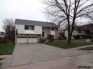 4861 S 157th St, Omaha, NE 68135