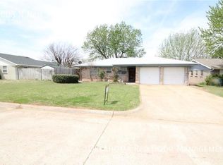 2003 N Nail Pkwy, Moore, OK 73160