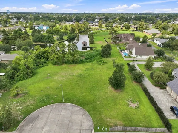 Woodland Estates Dr, Lake Charles, LA 70605