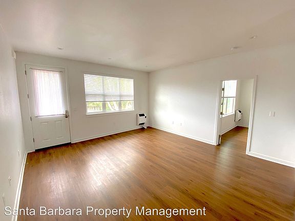 3rd image of 316 W Micheltorena St #8359411