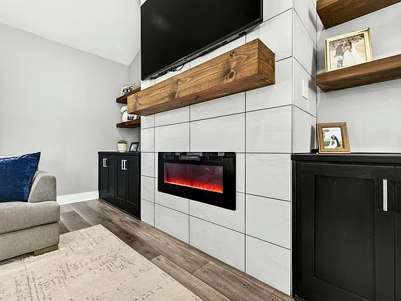 5th image of 105 Michelle Dr