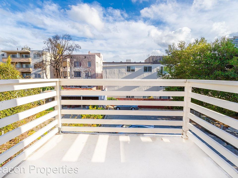1st image of 328 Lenox Ave #4
