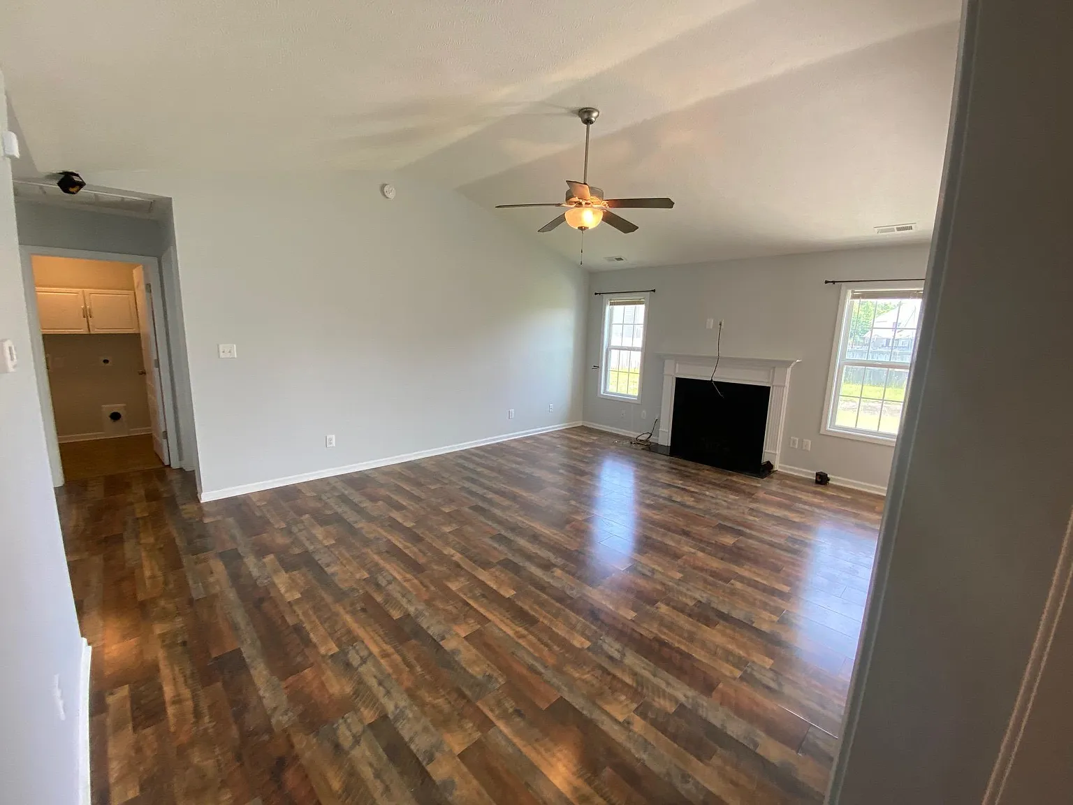 3 bed, 1514 sqft, $1,800 — Photo 2