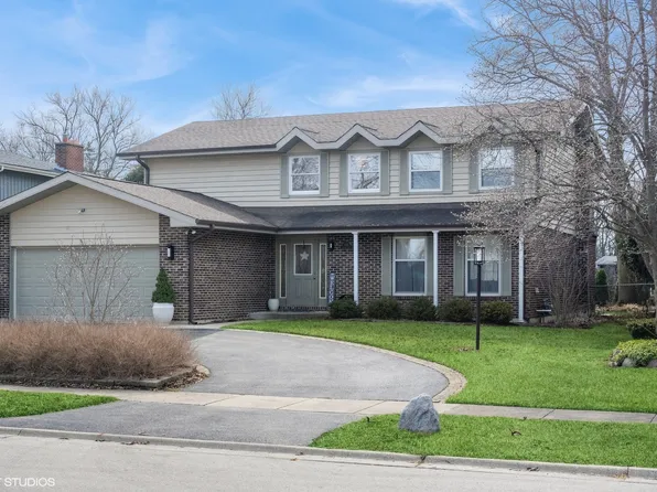 3515 Keenan Ln, Glenview, IL 60026