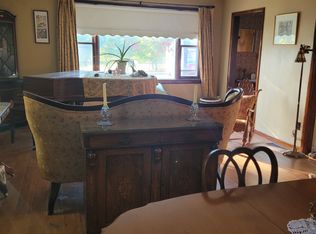 89 Clarence St, Lanark Highlands, ON K0G 1M0