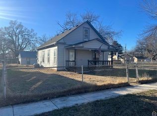 745 NE Arter Ave, Topeka, KS 66616