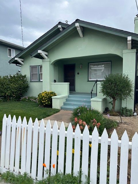 1st image of 508 N San Mateo Dr