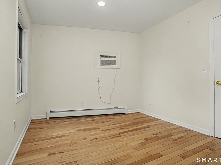 211 Main St #3B — Photo 5