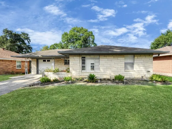 1226 Stonecrest Dr, Houston, TX 77018