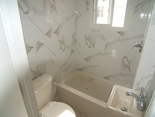 Rented by Joel Weisz, LREB | media 27