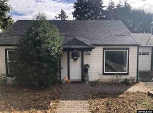 363 N 10th St, Philomath, OR 97370