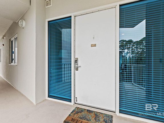 2nd image of 28250 Canal Rd Unit 208