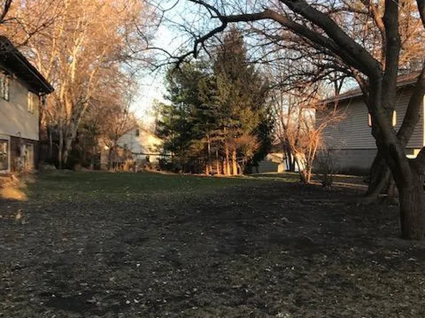 1XX 19th Ave, South Saint Paul, MN 55075