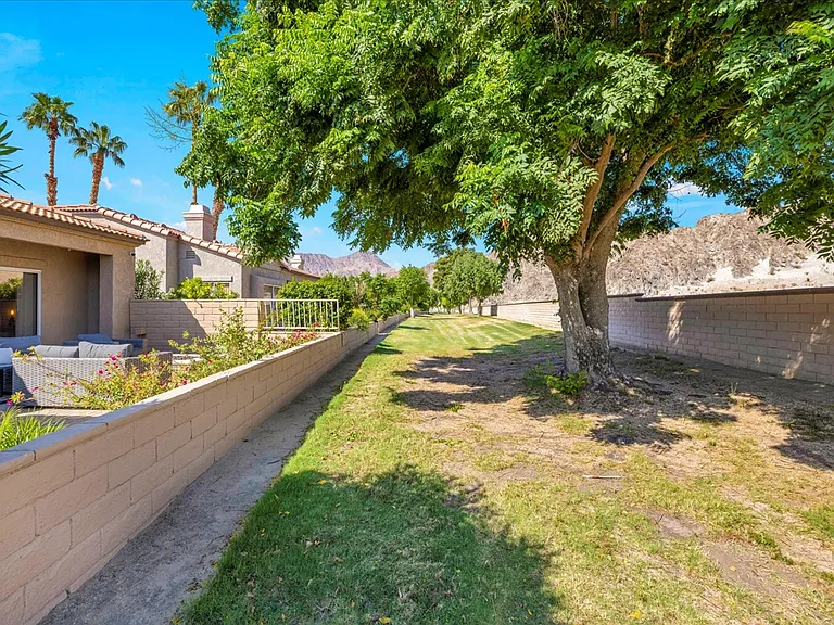 48137 Vista Cielo — Photo 52