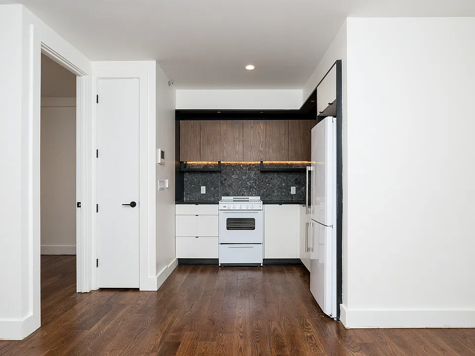 1054 Bushwick Ave #2R