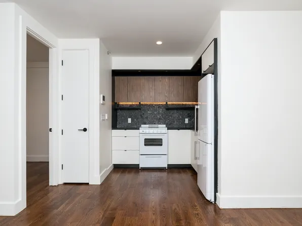 1054 Bushwick Avenue image 1 of 15