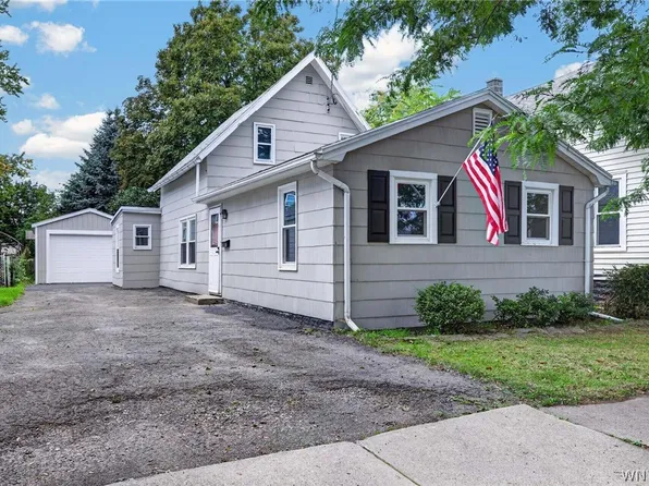 128 Lincoln Ave, North Tonawanda, NY 14120