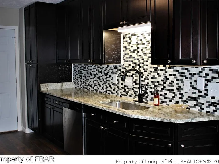106 Sweet Bay Ct — Photo 9