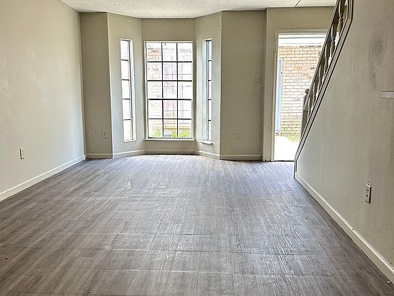 2nd image of 14121 Azalea Park Ave #3