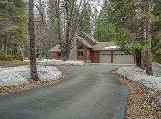 1838 Shasta Acres Rd, Mount Shasta, CA 96067