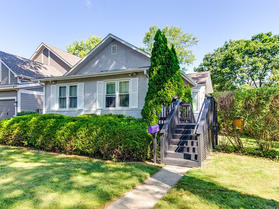 1st image of 557 Onwentsia Ave