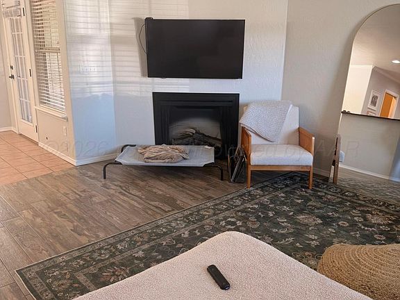 4th image of 8508 Barstow Dr