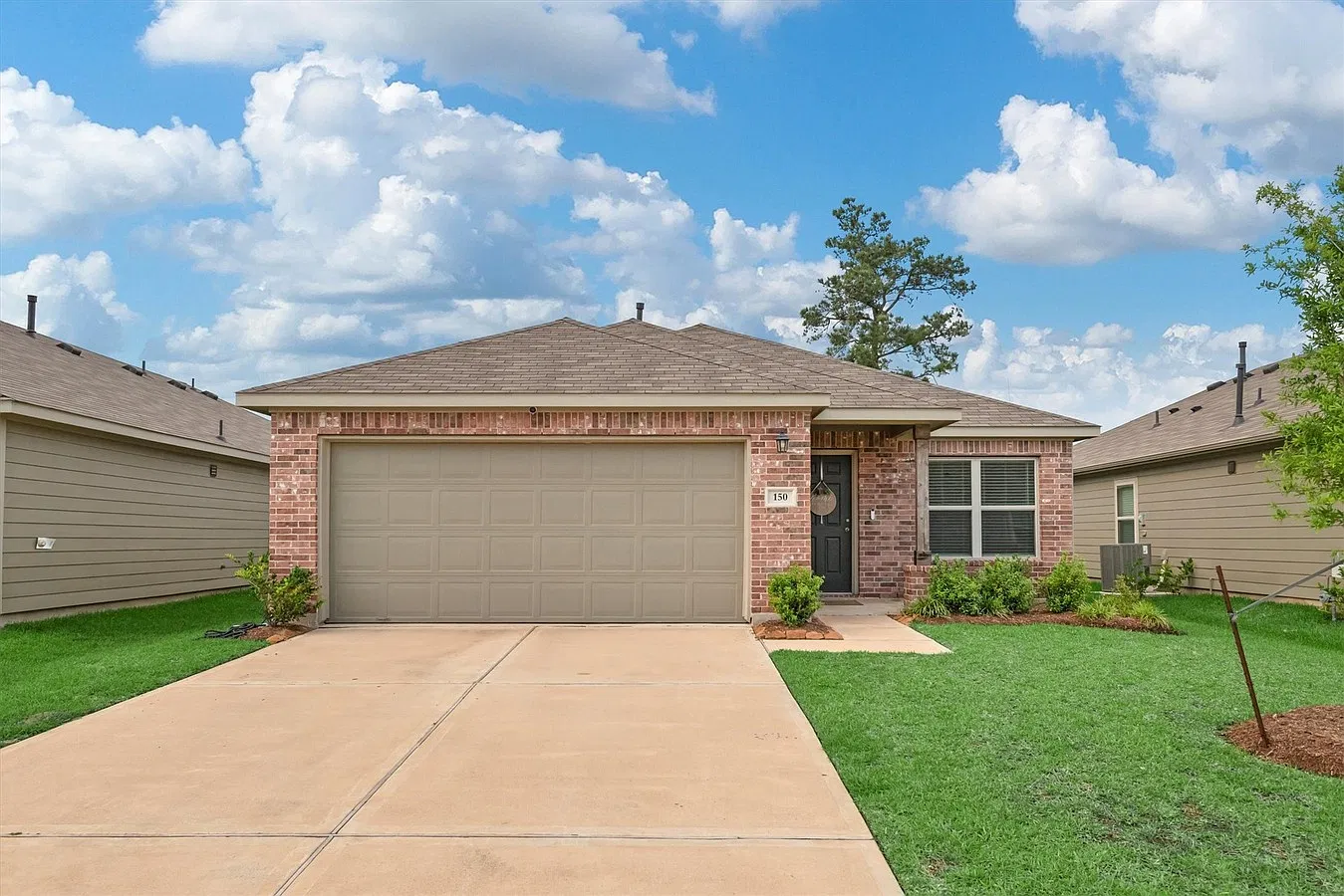 3 bed, 1636 sqft, $2,050 — Photo 1