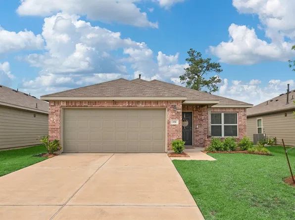 150 Bellewood Manor Dr, Magnolia, TX 77354