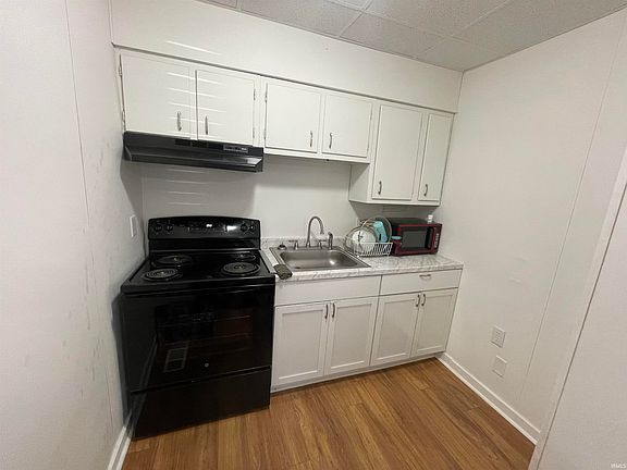 4th image of 109 E Eichel Ave