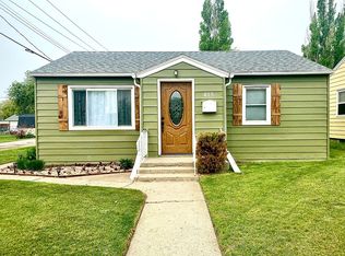 415 12th Ave W, Williston, ND 58801