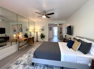 1060 Pennsylvania Ave APT 4, Miami Beach, FL 33139