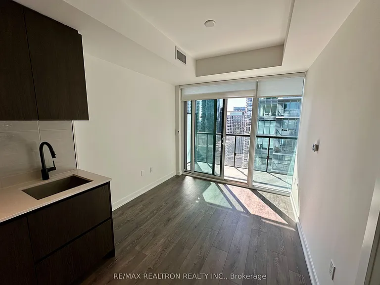 127 Broadway Ave #2805 — Photo 14