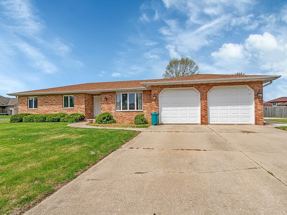 1st image of 600 Trotter Dr