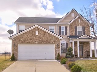 3448 Firethorn Dr, Whitestown, IN 46075