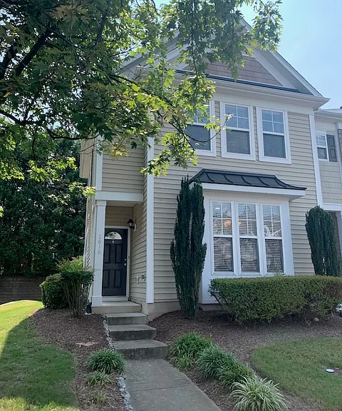 2816 Corbett Grove Dr — Photo 17