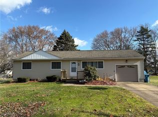 4635 Garrett Dr, Barberton, OH 44203