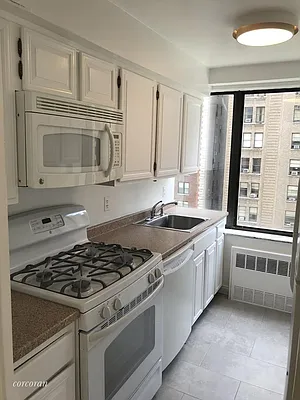 Rented by Corcoran | media 15