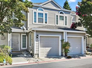 576 E Jasmine Cir, Santa Rosa, CA 95407